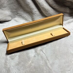 GUCCI Tan Watch/Bracelet Box 9.75x2.40x1.10 inches